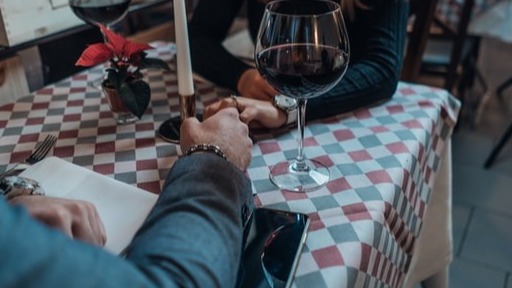 不同教派的基督徒可以約會或結婚嗎?