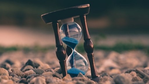 上帝與時間的關係是什麼？