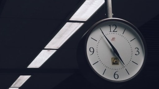上帝與時間的關係是什麼?